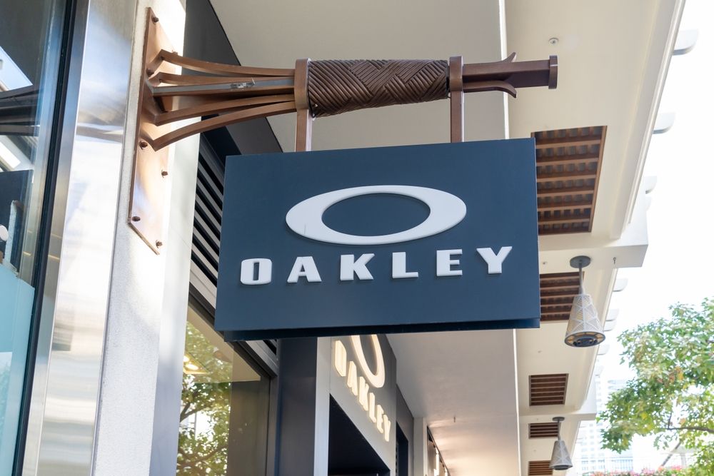 Choose Oakley Safety Sunglasses for Optimal Protection
