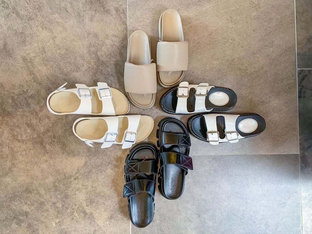 Slides Confortables pour Femmes : Allier Style et Confort
