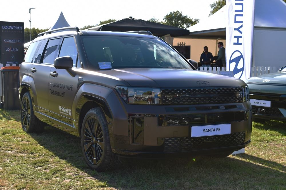 2026 Santa Fe SE: Practical, Modern, Family-Ready