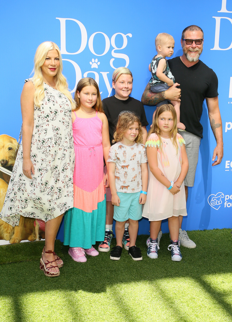 Tori Spelling and Dean McDermott | Getty Images Photo by Jean Baptiste Lacroix/WireImage