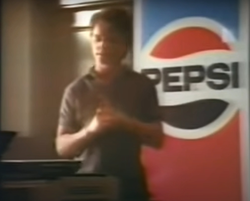 Pepsi: “Apartment 10g” (1985) | Youtube.com/hmmmmmmmmm2