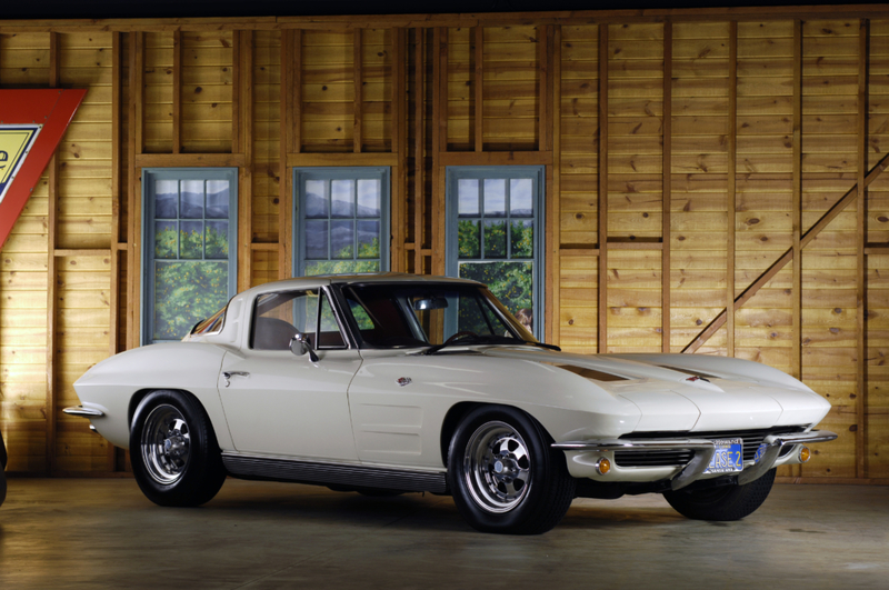 1963 ‘Split-Window’ Chevrolet Corvette Stingray | Getty Images Photo by National Motor Museum/Heritage Images