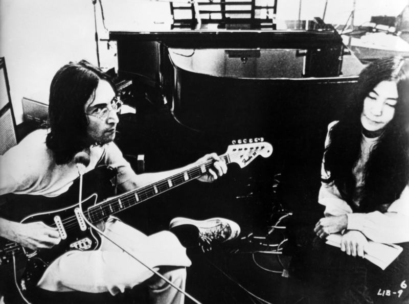 John Lennon & Yoko Ono, 1969 | Getty Images Photo by ullstein bild