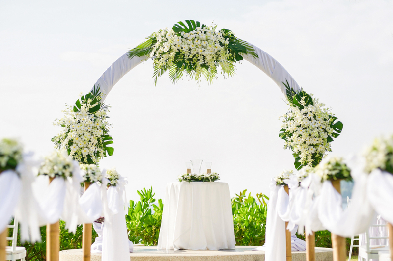 Arcos de boda | Alamy Stock Photo