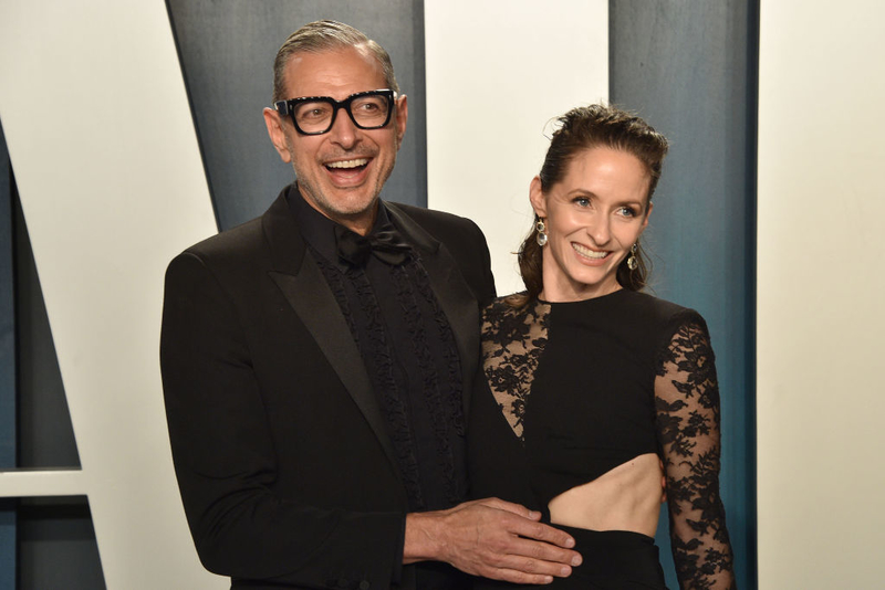 Jeff Goldblum y Emily Livingston | Getty Images Photo by David Crotty/Patrick McMullan