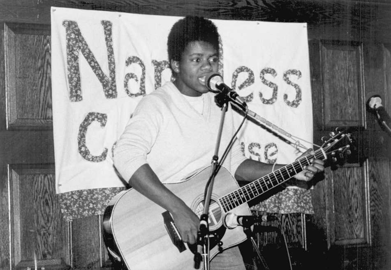 Tracy Chapman Can Thank Her Classmate | Getty Images Photo by John Blanding/The Boston Globe 
