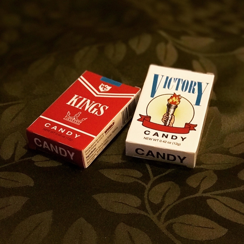 Süßigkeiten rauchen | Alamy Stock Photo by gdsarah/Stockimo