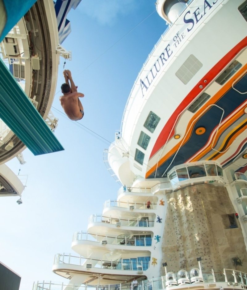 A Royal Cruise | Shutterstock Editorial Photo by Bahamas Visual Services/Tim Aylen/Rex Features