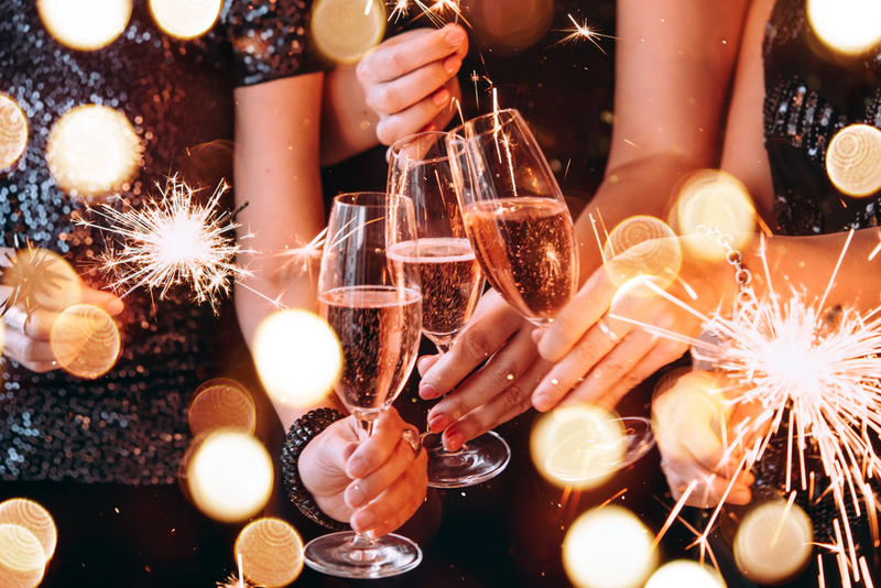 What’s the Story Behind Counting Down on New Years Eve | Shutterstock