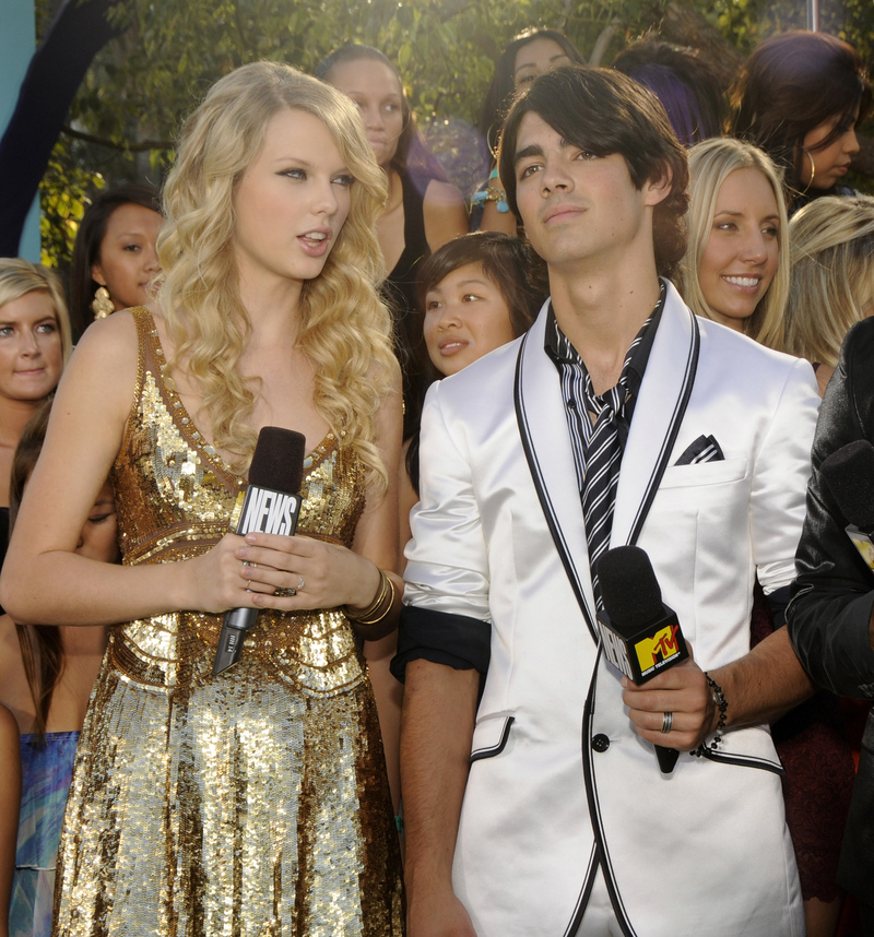 Dating Joe Jonas Wasn’t a Fairytale in “White Horse” | Getty Images Photo by Kevin Mazur 