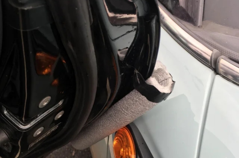 Schaumstoffnudel für Ihre Autotür | Reddit.com/lifehacks