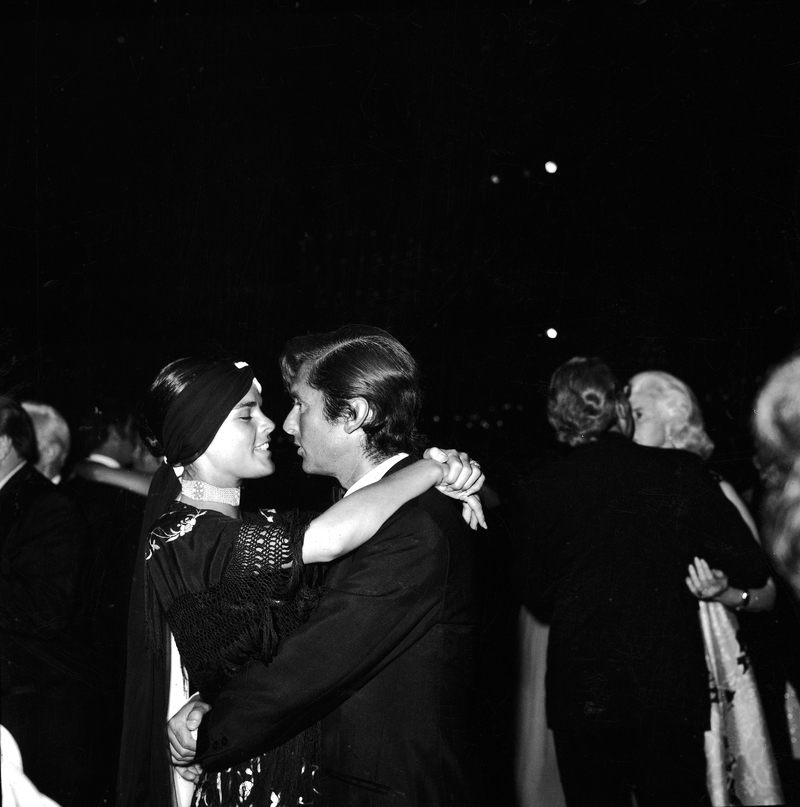 Ali MacGraw Impresses with a Slow Dance | Getty Images Photo by Jack Albin