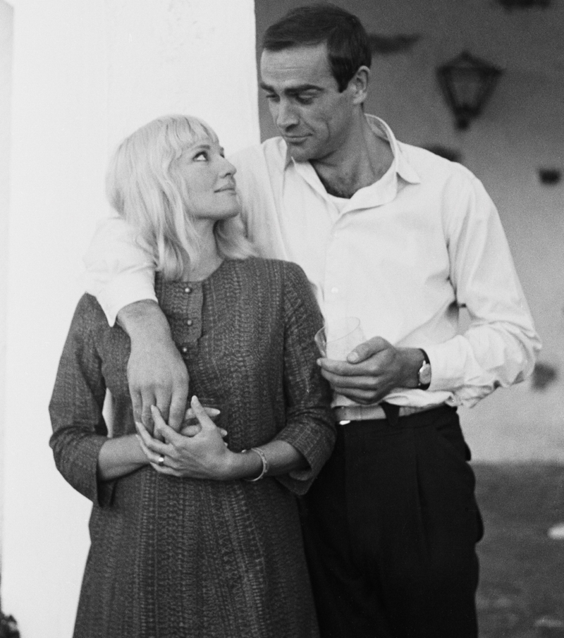 Sean Connery and Diane Cilento | Getty Images Photo by Staff/Mirrorpix