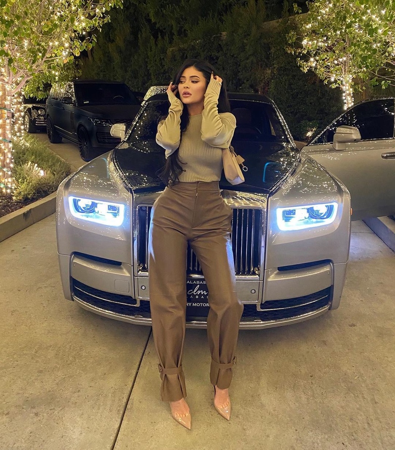 Kylie Jenner – $1B | Instagram/@kyliejenner