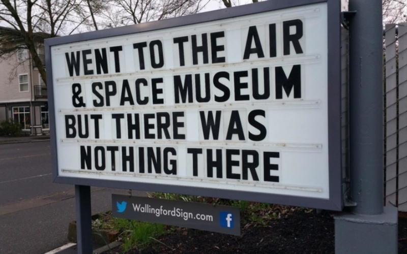 Nothing but Space and Air | Twitter/@WallingfordSign
